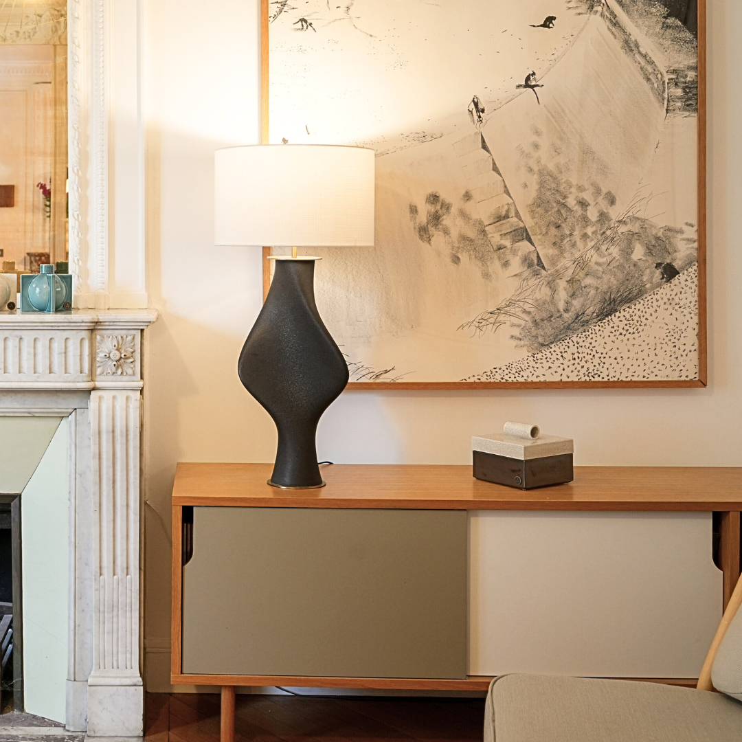 Lampe Adagio - Noir lave, grande lampe sculpturale en céramique